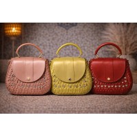 Γυναικεία τσάντα Μ-1013 Γυναικεία τσάντα Μ-1013